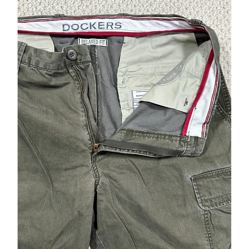 Dockers Pants Mens 38x33 Green Cargo Flat Front Relaxed Fit Field Khakis